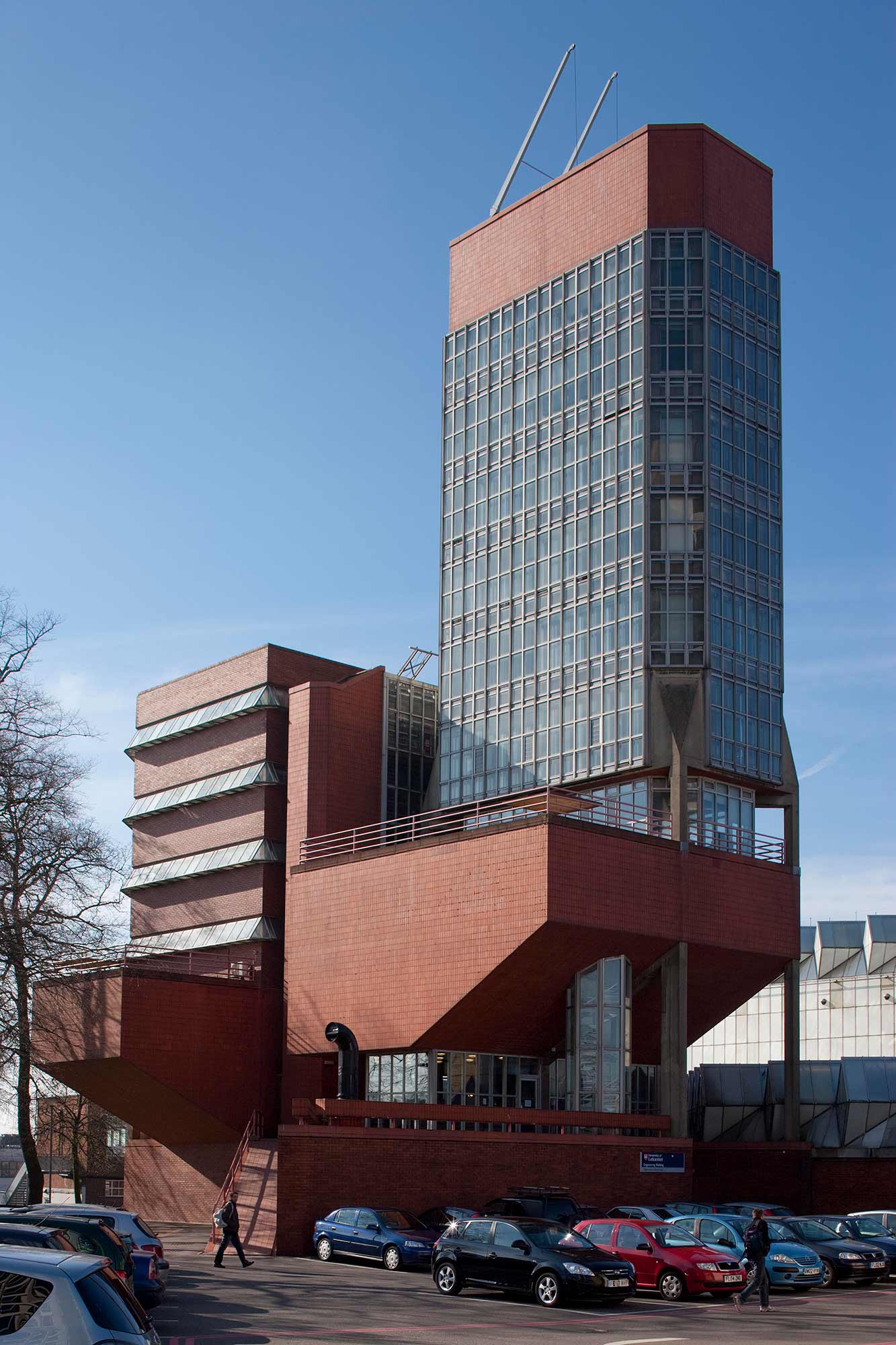 A view of the 11 story tower part of the building - University of Leicester