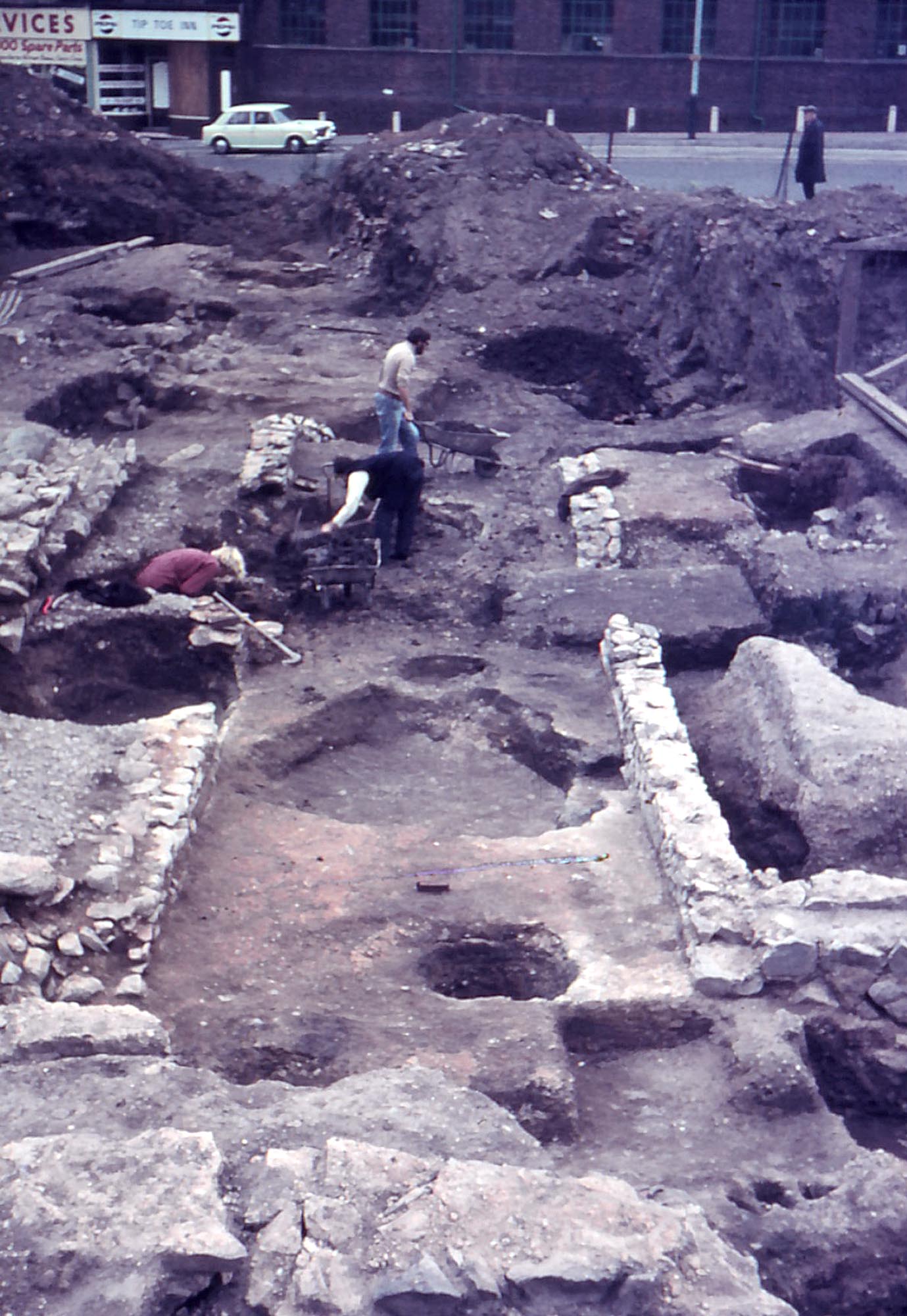 Archaeologists uncover the Roman mithraeum at St Nicholas Circle in 1969 -