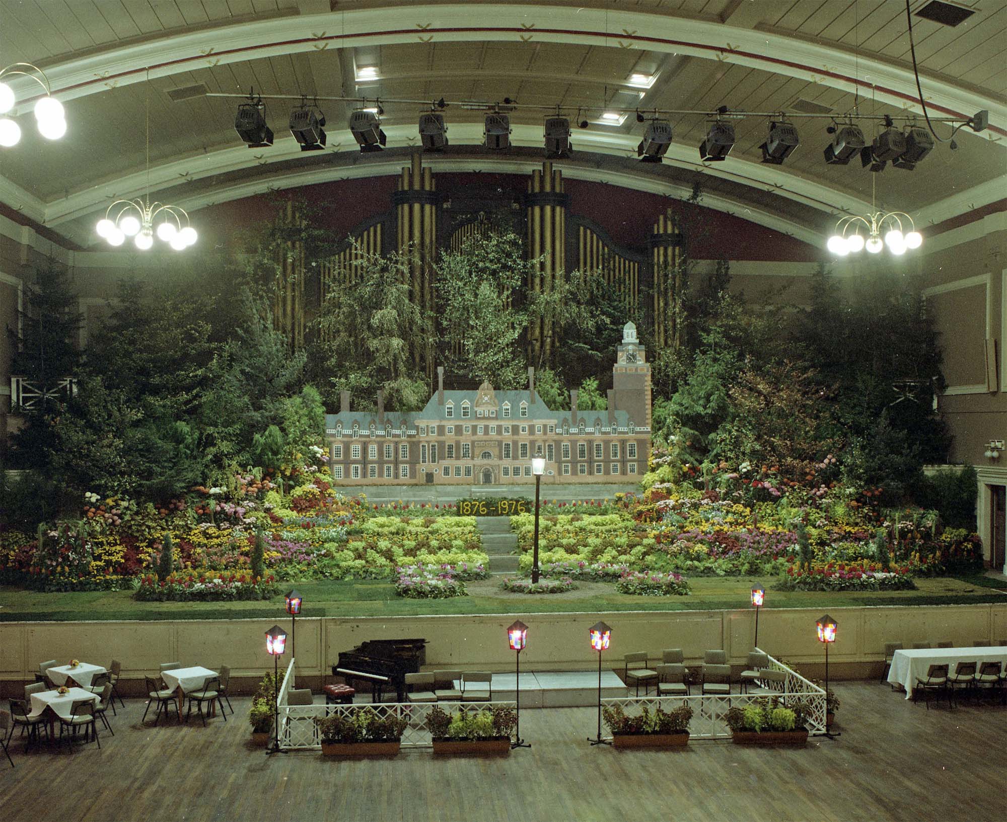 Celebrating the 100th anniversary of Leicester Town Hall on stage - 