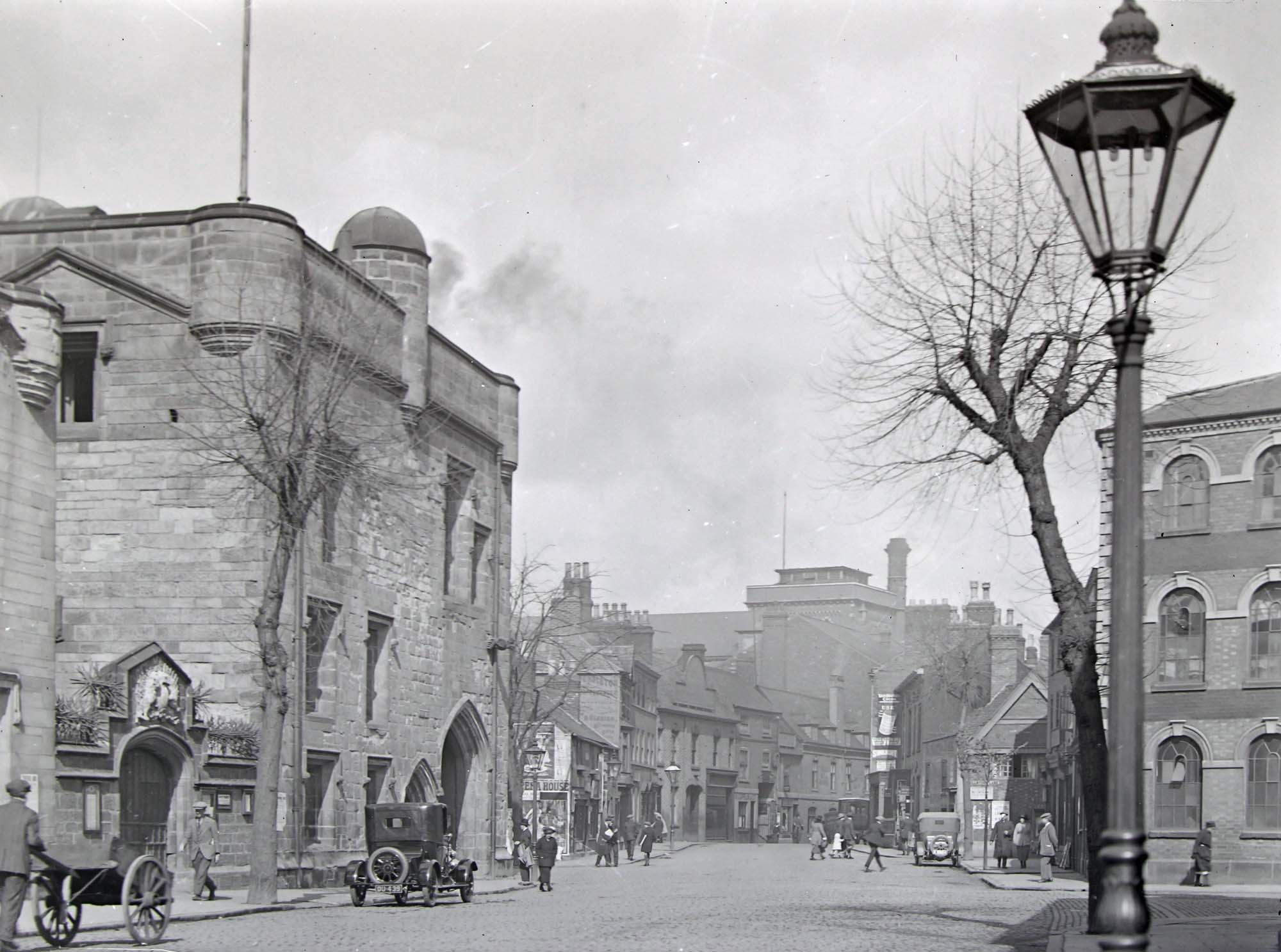 A view of The magazine looking along Oxford Street, circa 1920s - Leicestershire Record Office