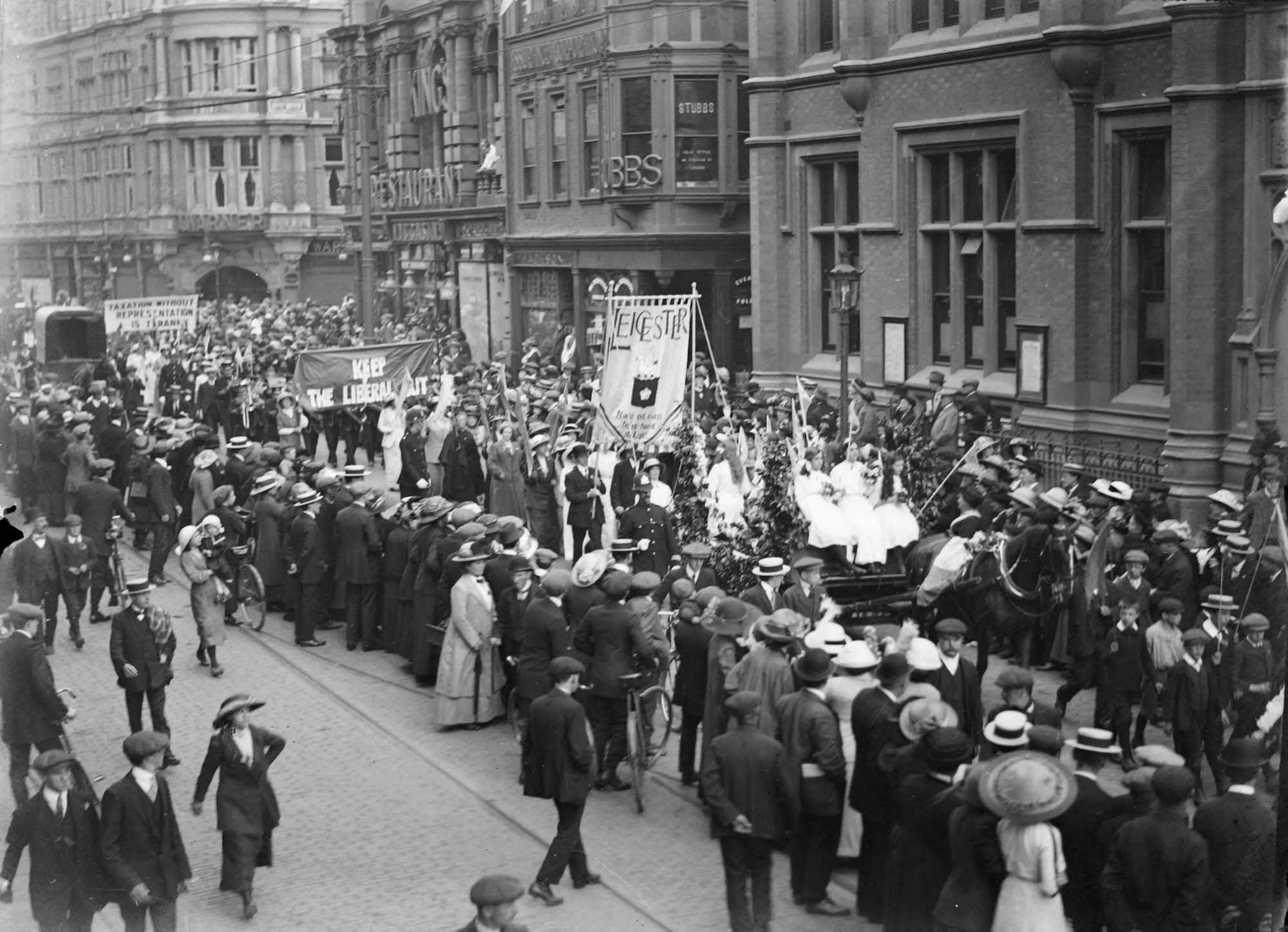Leicester Suffragettes demonstration in Granby Street May 1911 - Leicestershire Record Office