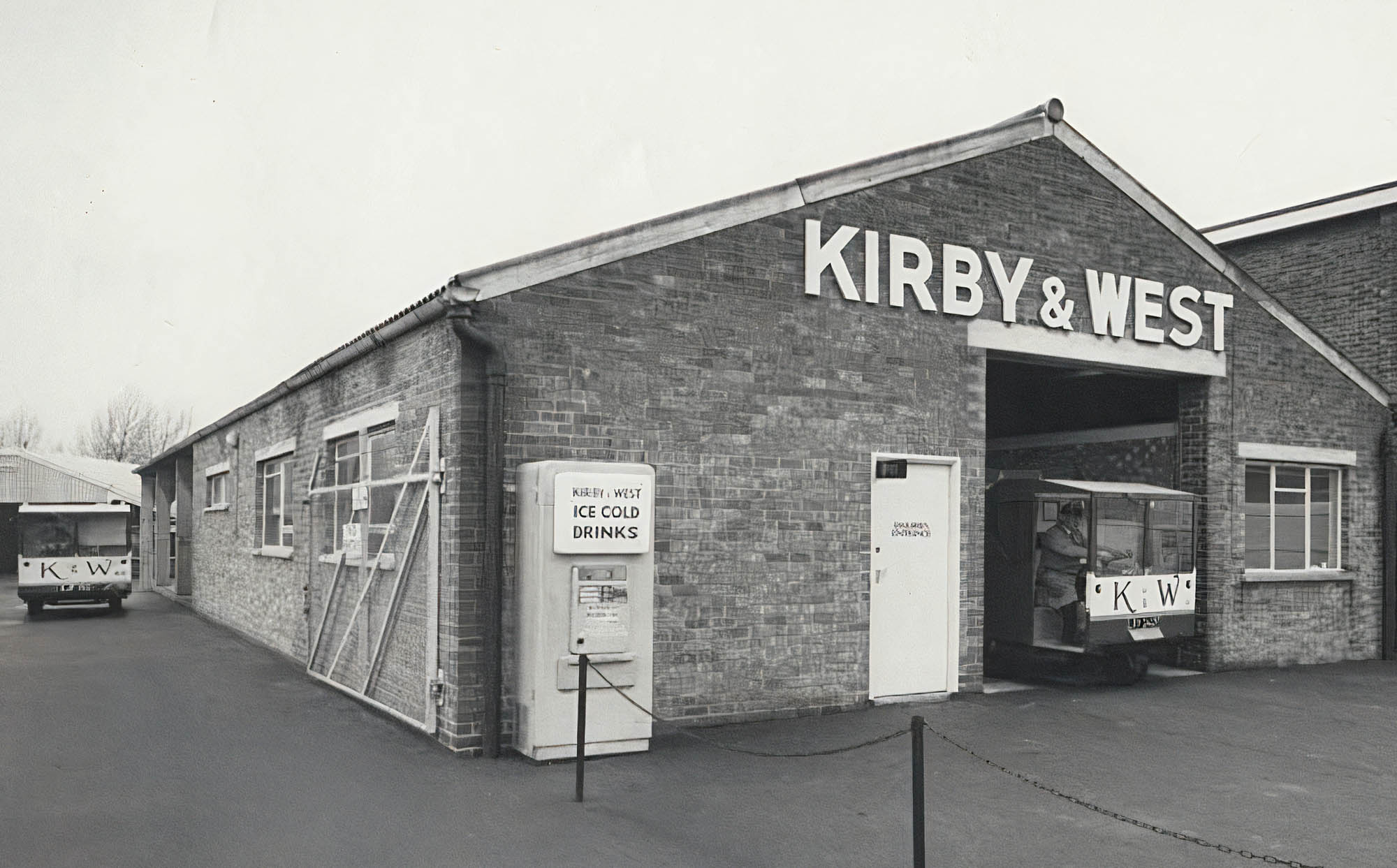 Kirby & West Vending Machine - Leicester Mercury