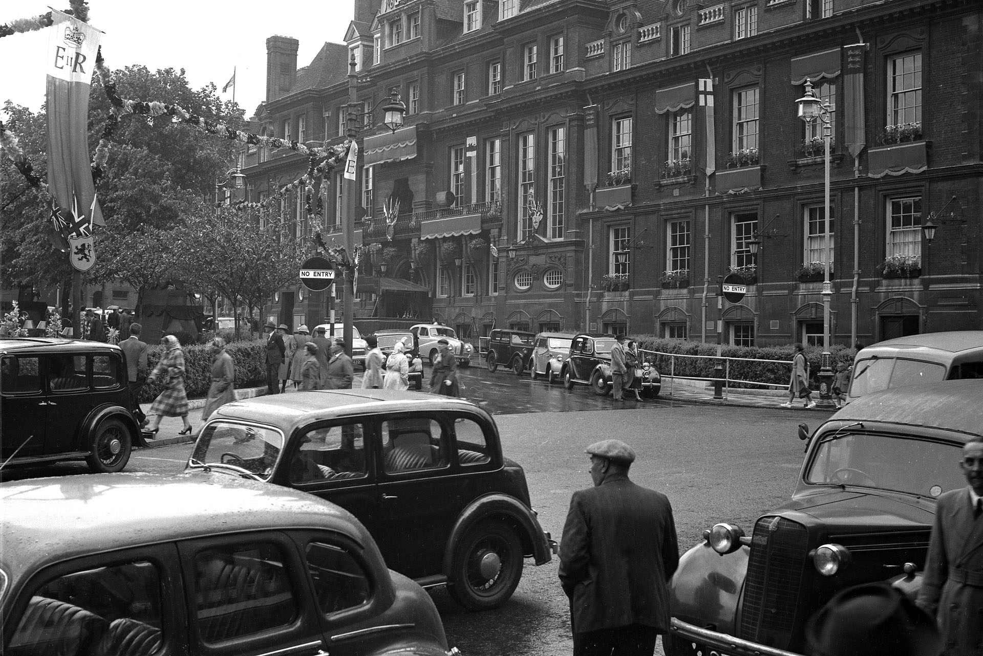 Leicester’s Town Hall decorated for The Queen’s coronation, 1953 -
